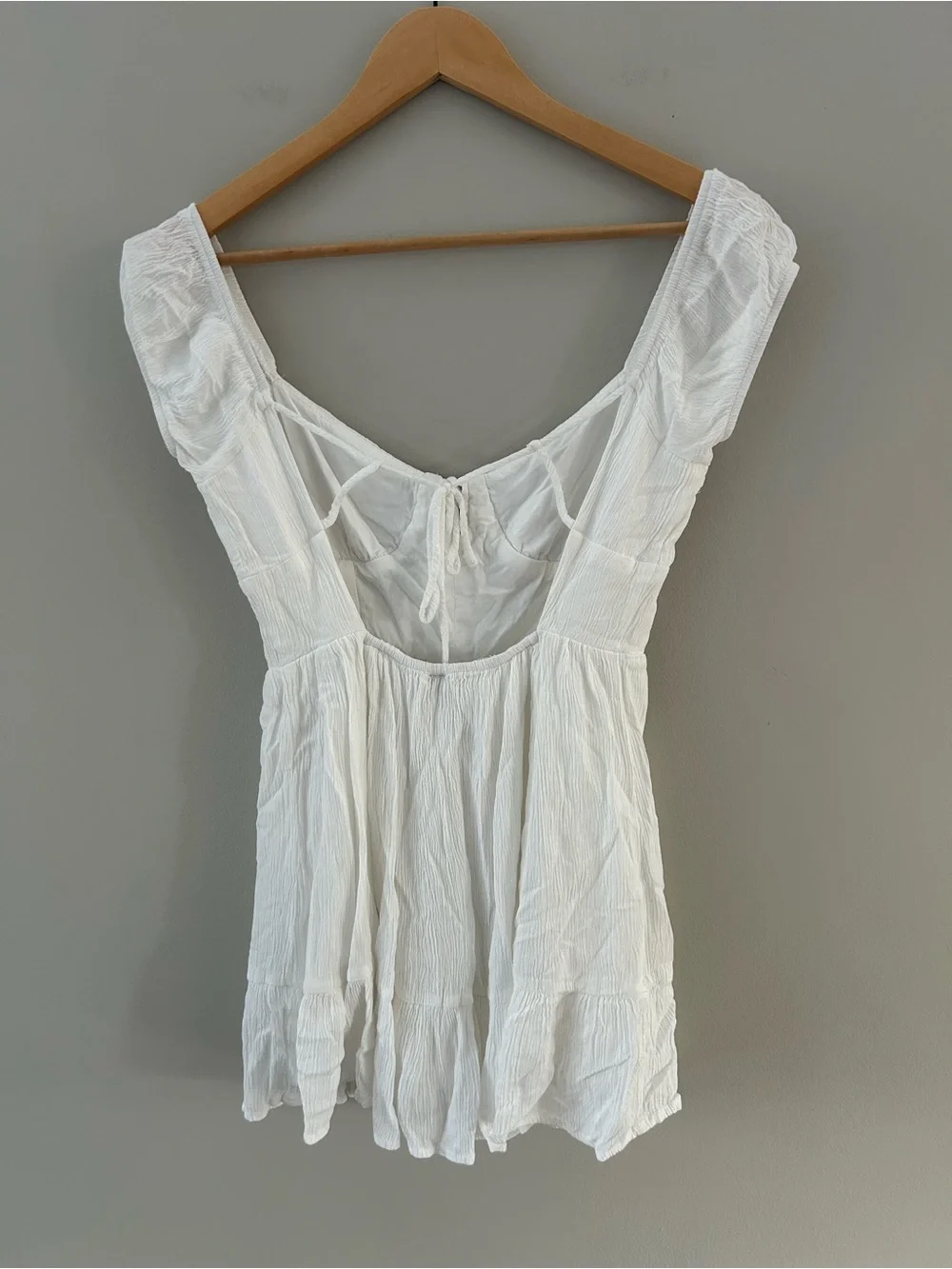 Garage White Fem Puff Sleeve Corset Baby Doll Airy Romper - Picture 4 of 4